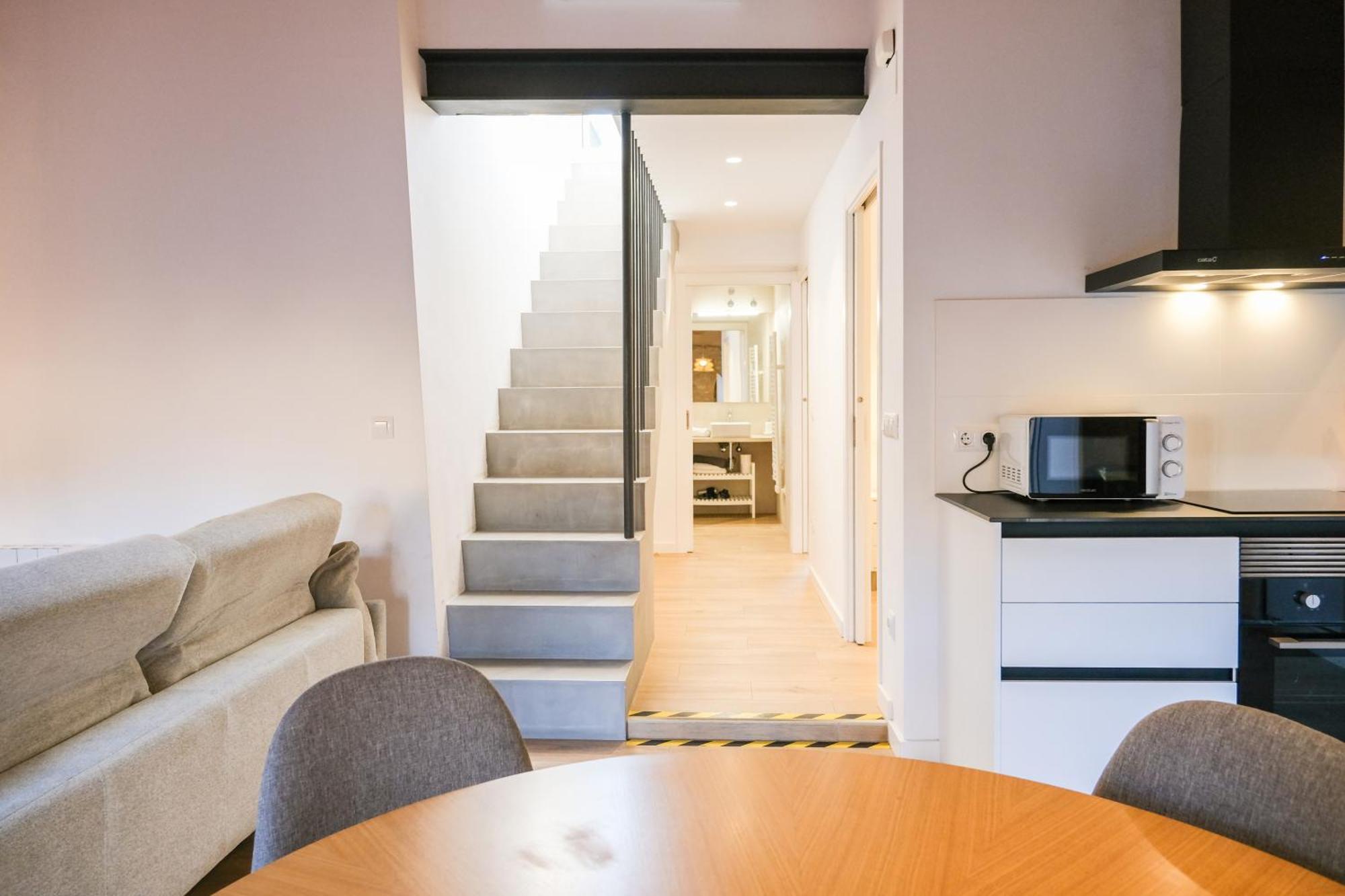 Ganganell Atic Apartamento Con Terraza En Besalú Esterno foto