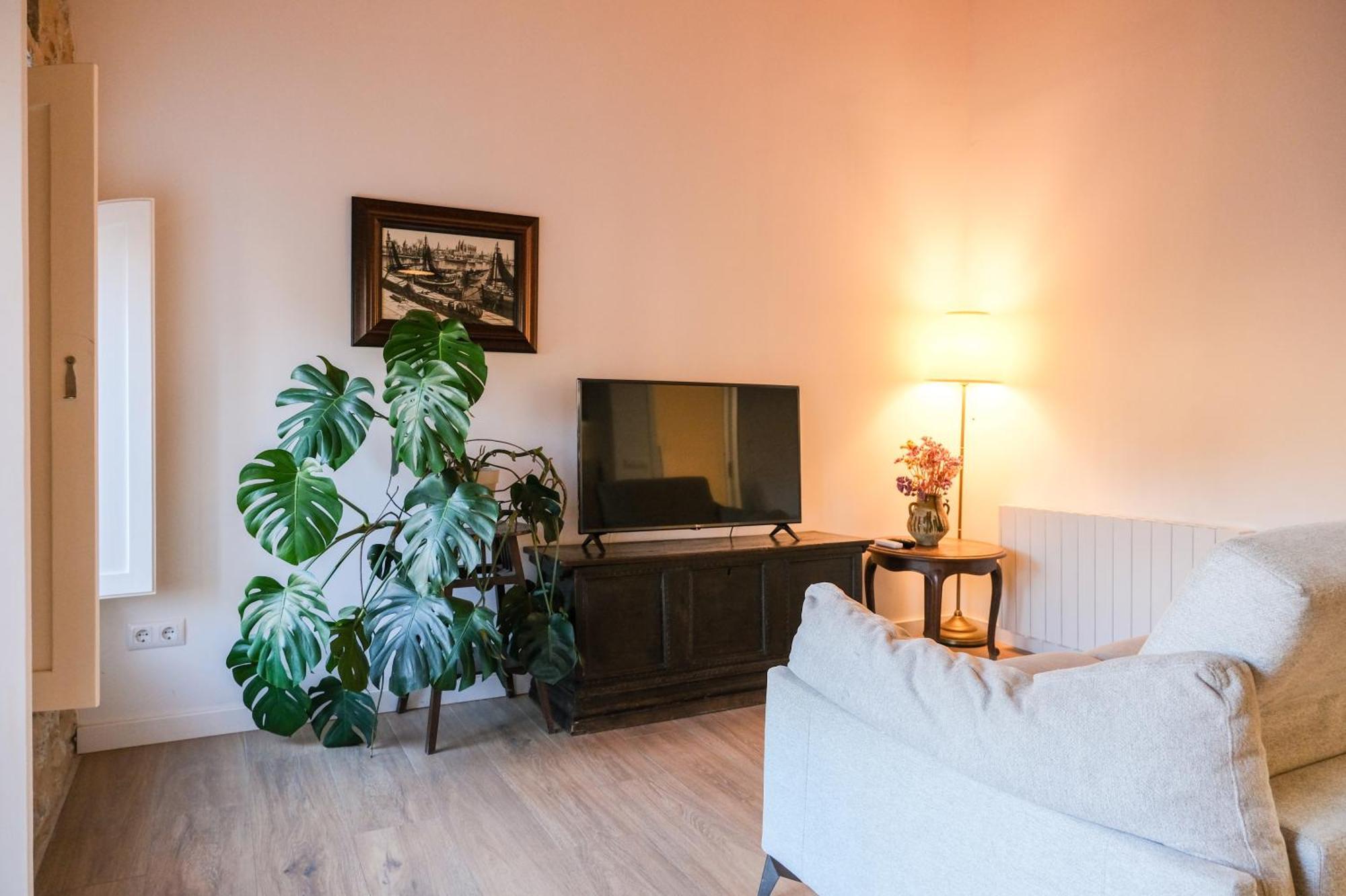 Ganganell Atic Apartamento Con Terraza En Besalú Esterno foto