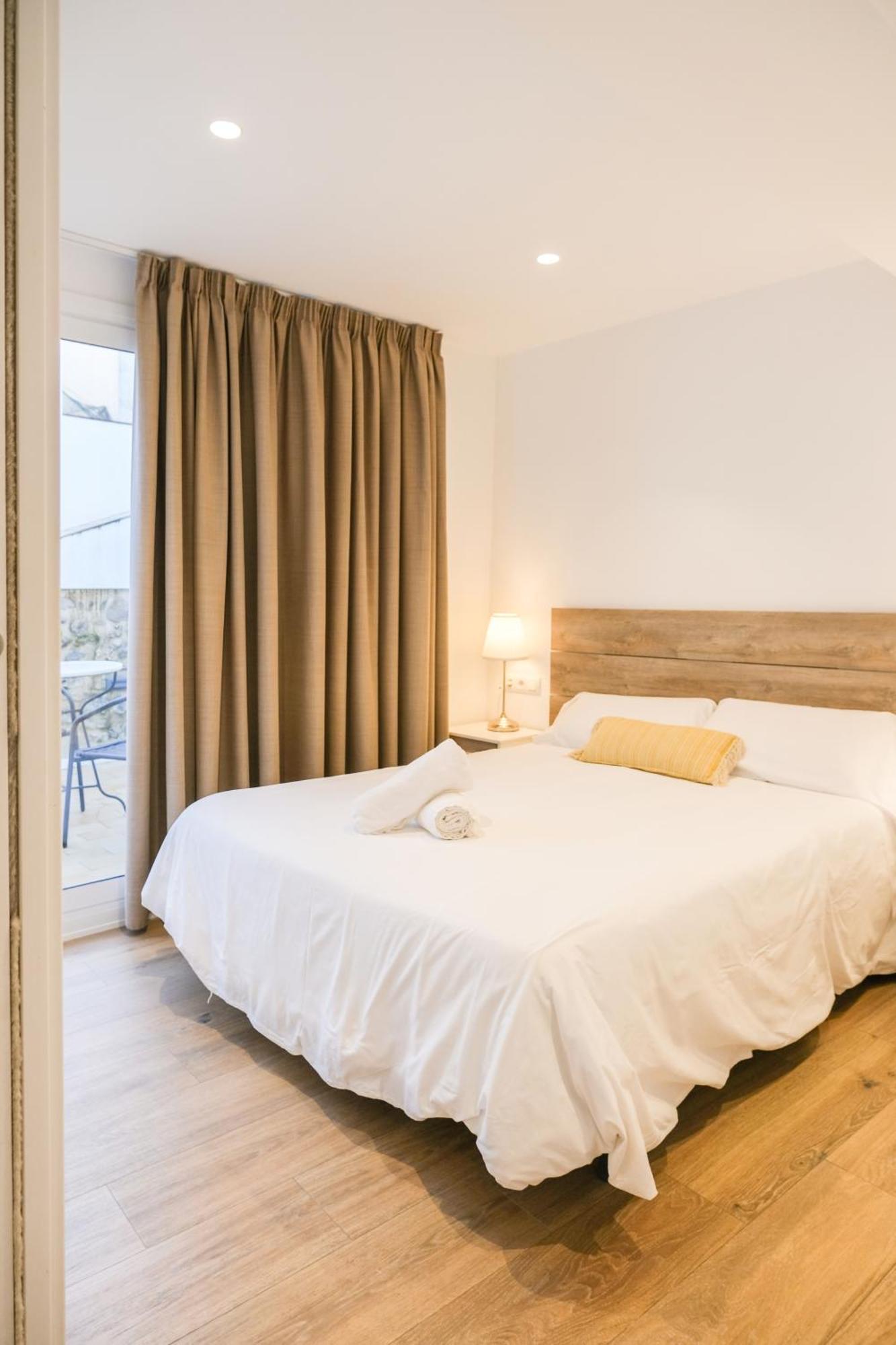 Ganganell Atic Apartamento Con Terraza En Besalú Esterno foto